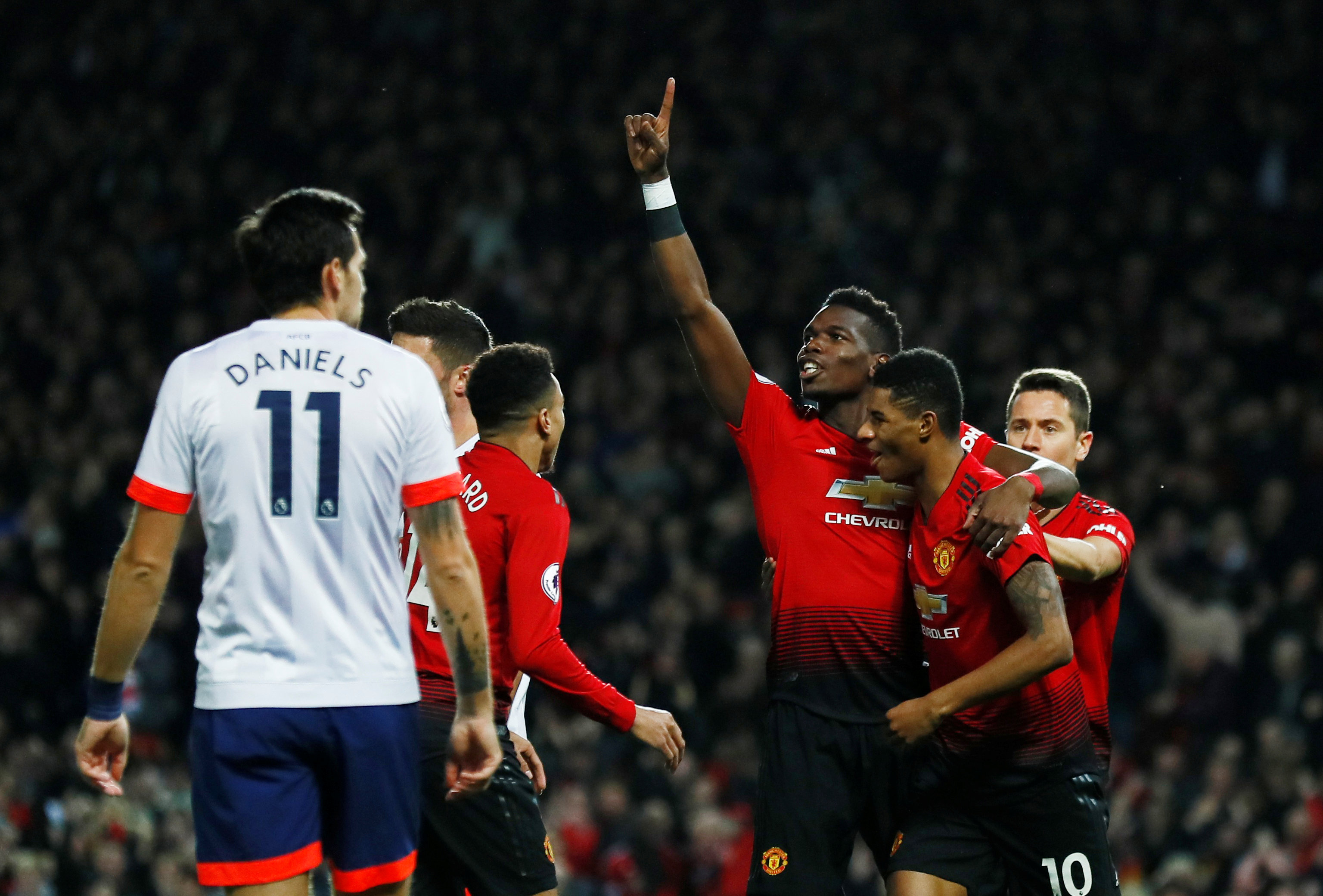 员在他的带 员在他的带