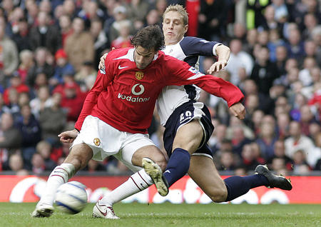 据有利位置 据有利位置