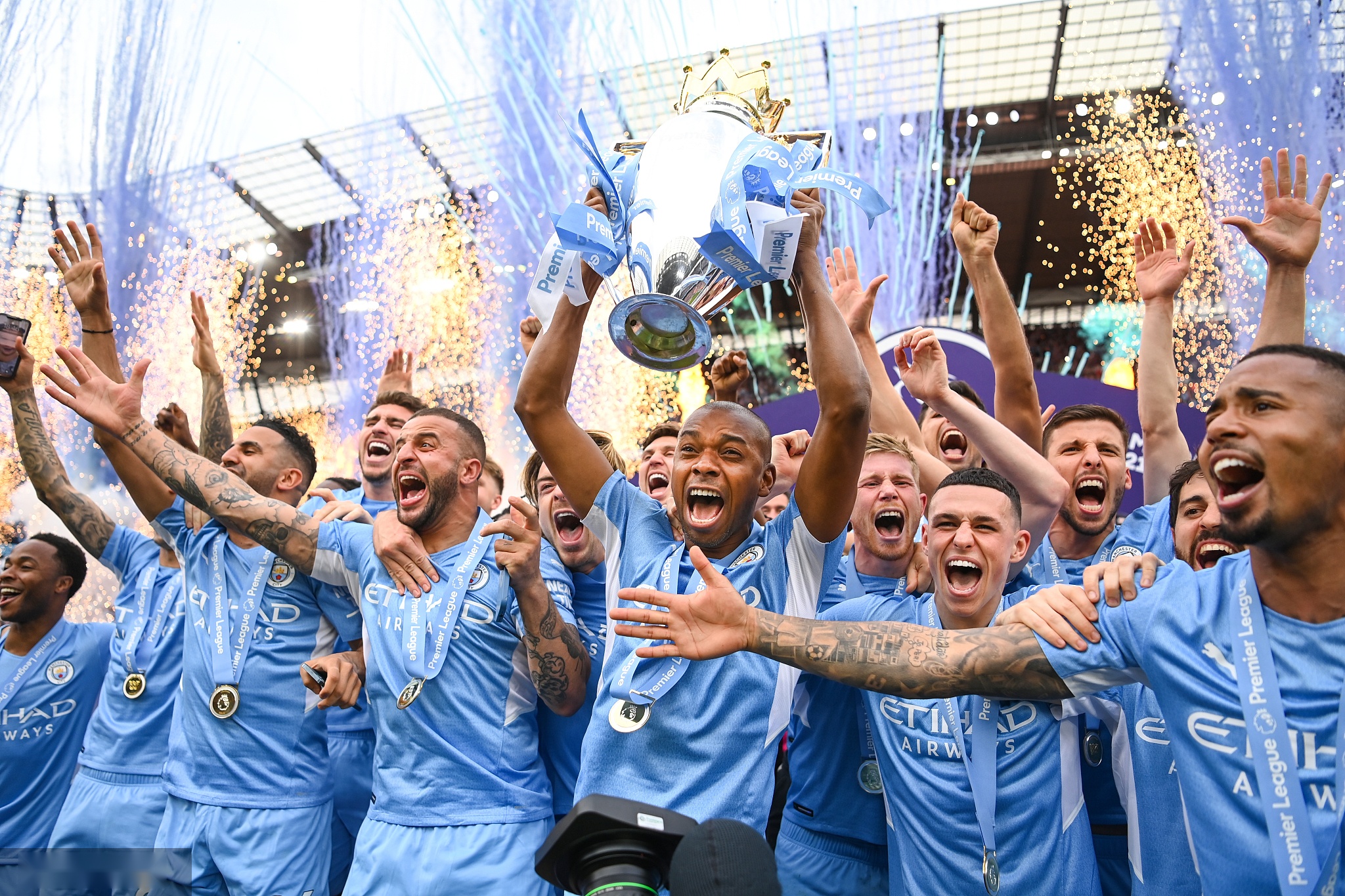 腻表达在社 腻表达在社